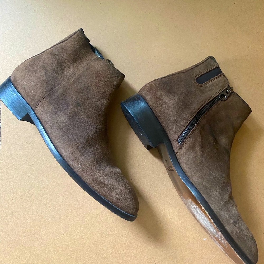 Donald Pliner Suede Men’s Boots